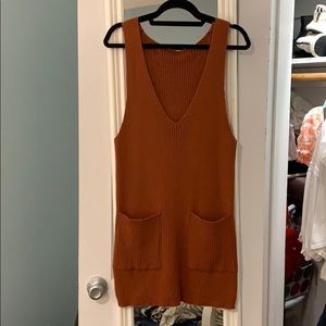 Sweater pinafore dress